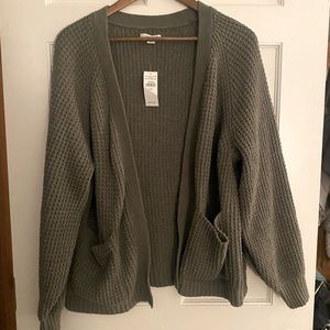 American Eagle Cardigan